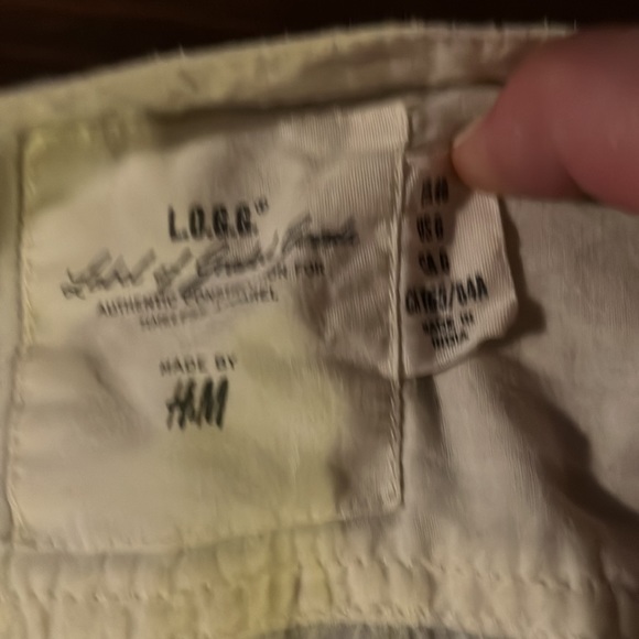 Size 6 white half button down shirt by H&M - Picture 2 of 2